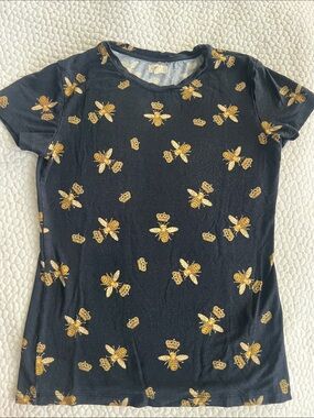 L'AGENCE Black Tee with Gold Queen Bee Crown Motif